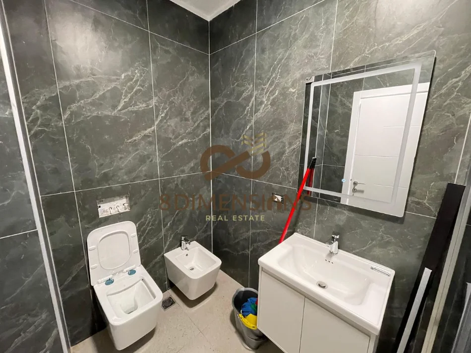 Tirane, jepet me qera apartament 1+1+Ballkon Kati 5, 120 m² 700 € (jordan misja)