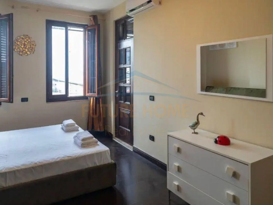 Durres, jap me qera shtepi 2+1 Kati 2, 100 m² 500 € (Taulantia)