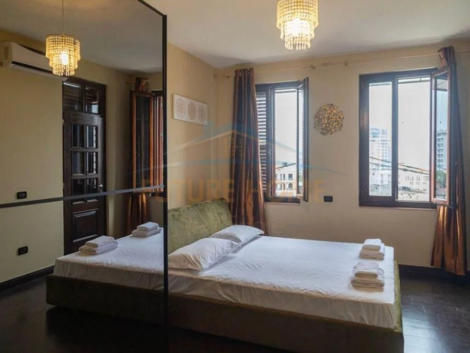 Durres, jap me qera shtepi 2+1 Kati 2, 100 m² 500 € (Taulantia)