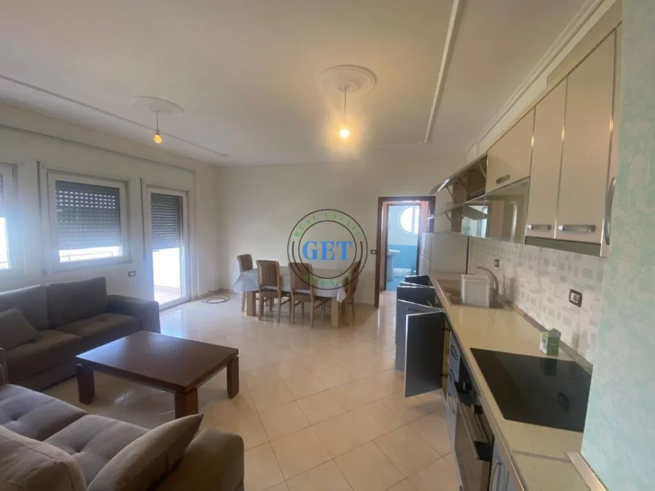 Durres, shitet apartament 2+1+Ballkon , 95 m² 88.000 € (Tek Spitali Rajonal ,Durres)