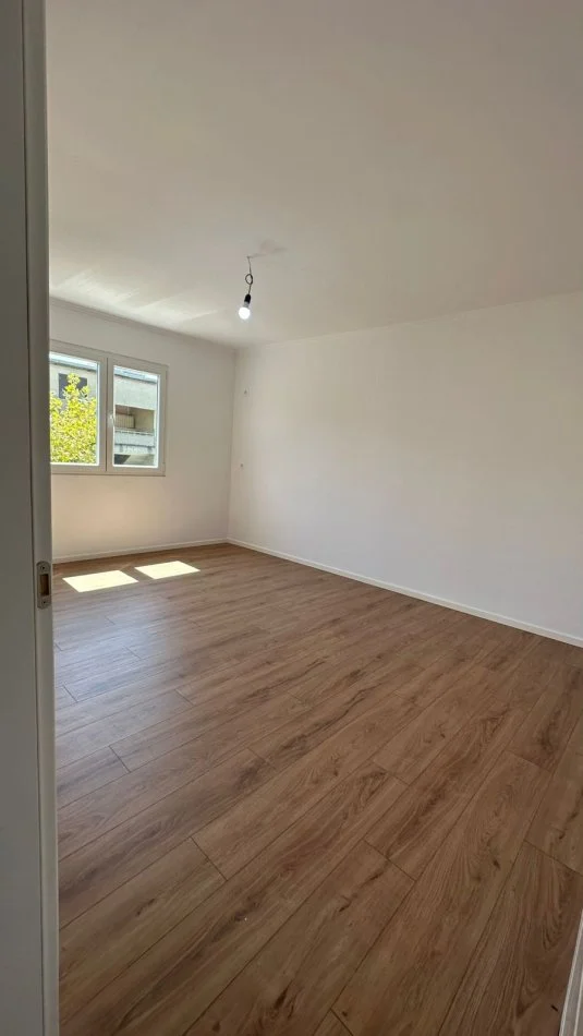 Tirane, shitet apartament 2+1 Kati 4, 73 m² 129.000 € (Pediatria)