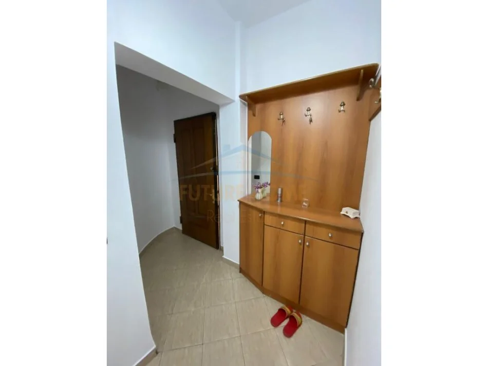 Tirane, jepet me qera apartament 2+1+Ballkon Kati 1, 100 m² 450 € (Kodra e Diellit)