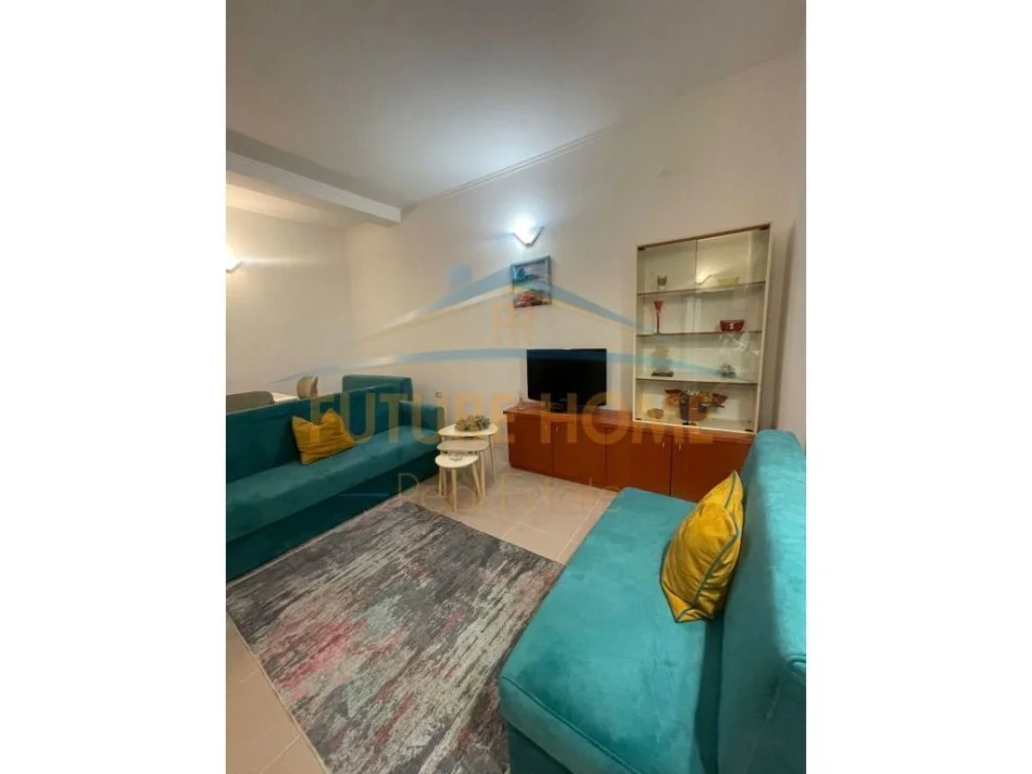 Tirane, jepet me qera 2+1 Kati 1, 83 m² 350 € (Rruga Teleferiku)