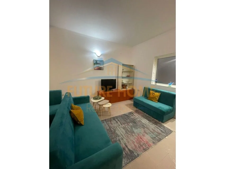 Tirane, jepet me qera 2+1 Kati 1, 83 m² 350 € (Rruga Teleferiku)