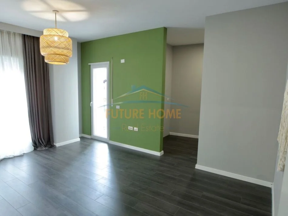 Tirane, shes apartament 1+1 Kati 2, 64 m² 170.000 € (Rruga e Barrikadave)