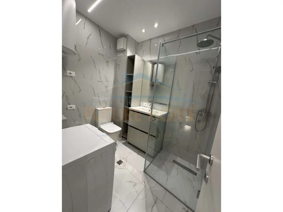 Tirane, shitet apartament 2+1 Kati 5, 87 m² 142.000 € (LAPRAKE)