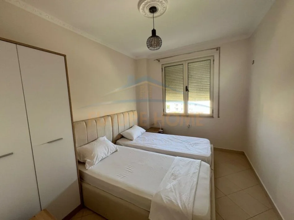 Durres, shitet apartament 2+1 Kati 4, 80 m² 120.000 € (Plazh Hekurudha, Durres)