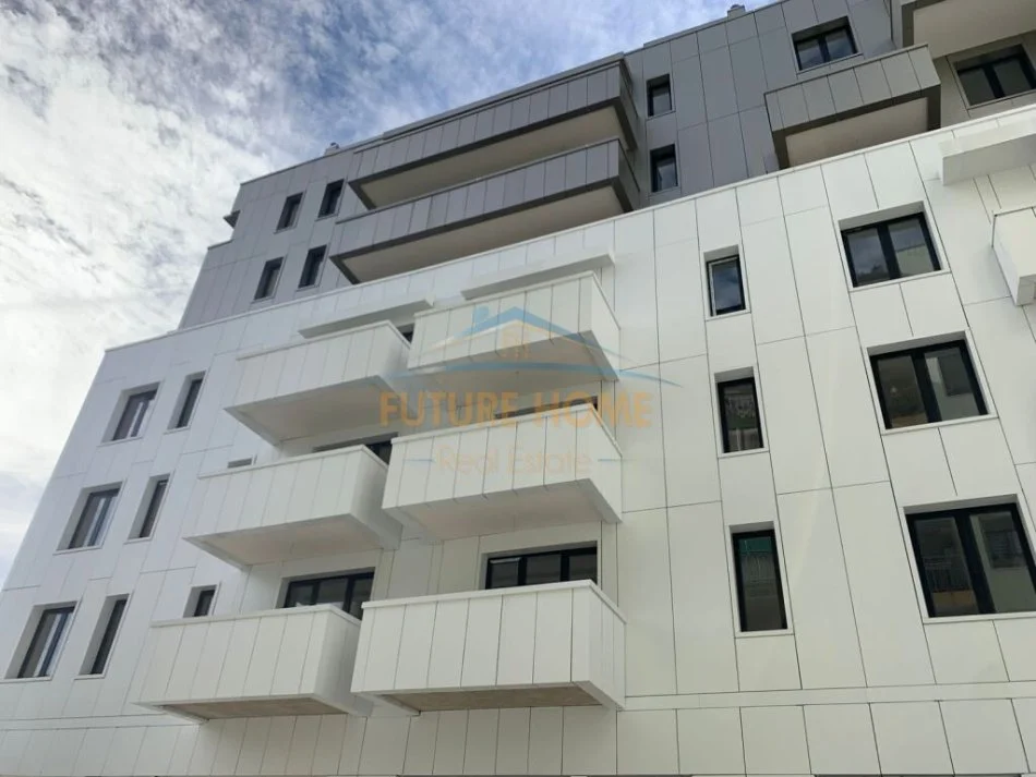 Tirane, shitet apartament 2+1 Kati 2, 105 m² 235.000 € (Frosina Plku)