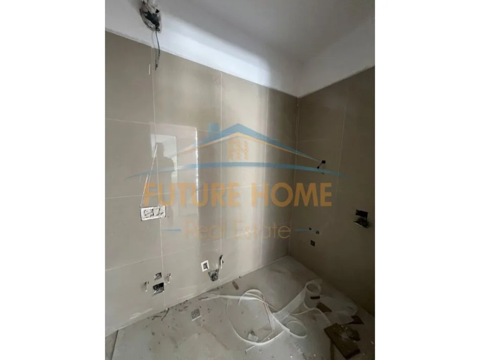 Tirane, shitet 2+1+Ballkon Kati 5, 91 m² 91.200 € (Univers City QTU)