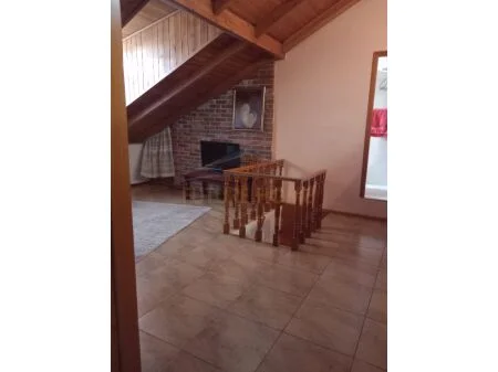 Tirane, shitet apartament duplex 4+1 Kati 2, 157 m² 239.000 € (prane Stadiumit Dinamo, Tirane, AREA43176)