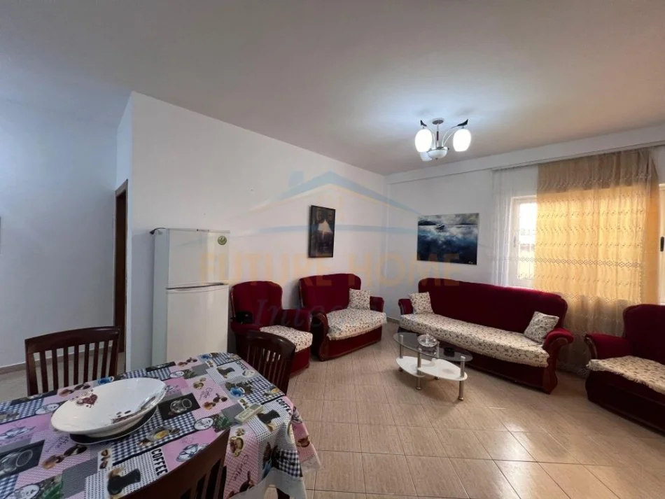 Tirane, jepet me qera apartament 2+1+Ballkon Kati 2, 95 m² 400 € (Kodra e Diellit)