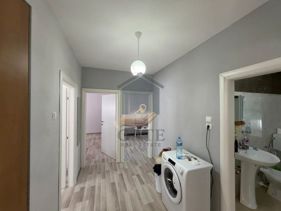 Durres, shitet apartament 2+1 Kati 3, 74 m² 90.000 € (Vala Park)