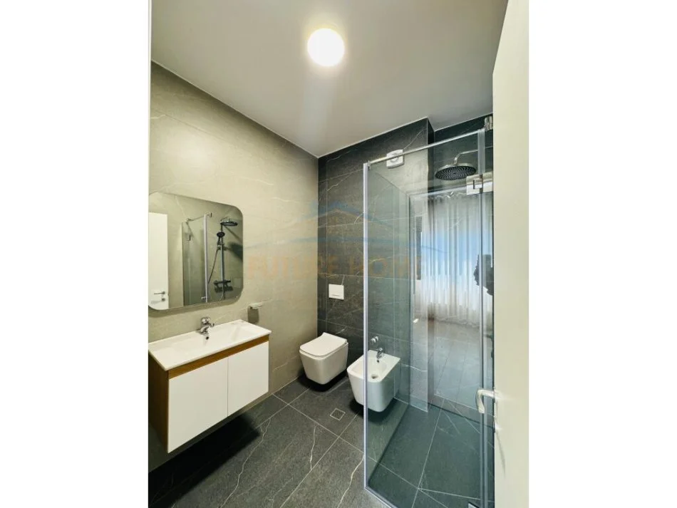 Tirane, jepet me qera apartament 2+1+Aneks+Ballkon Kati 6, 101 m² 700 € (DonBosco)