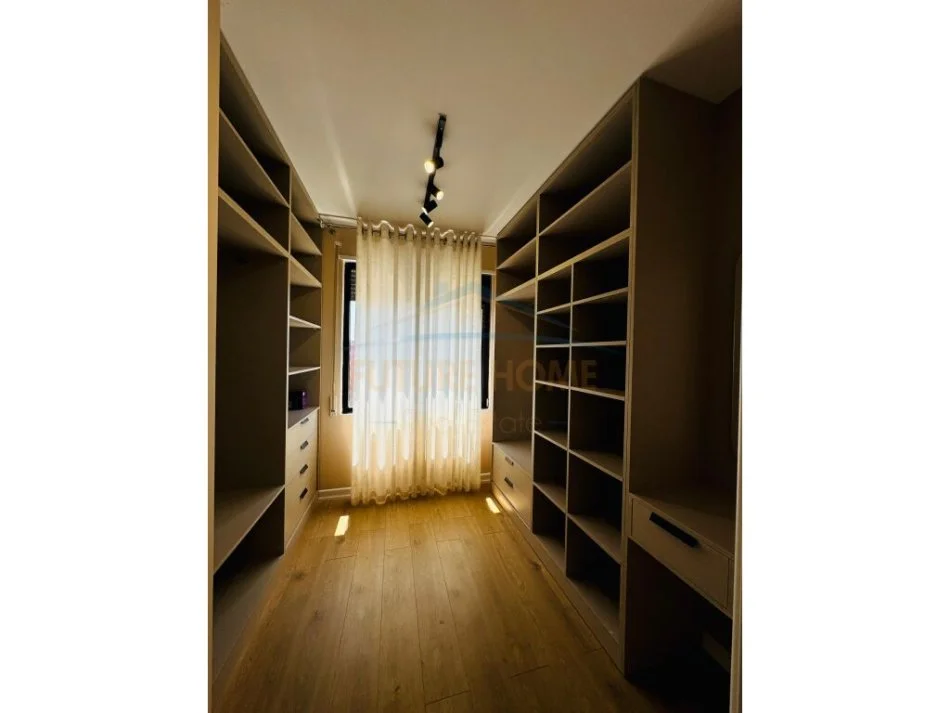 Tirane, jepet me qera apartament 2+1+Aneks+Ballkon Kati 6, 101 m² 700 € (DonBosco)