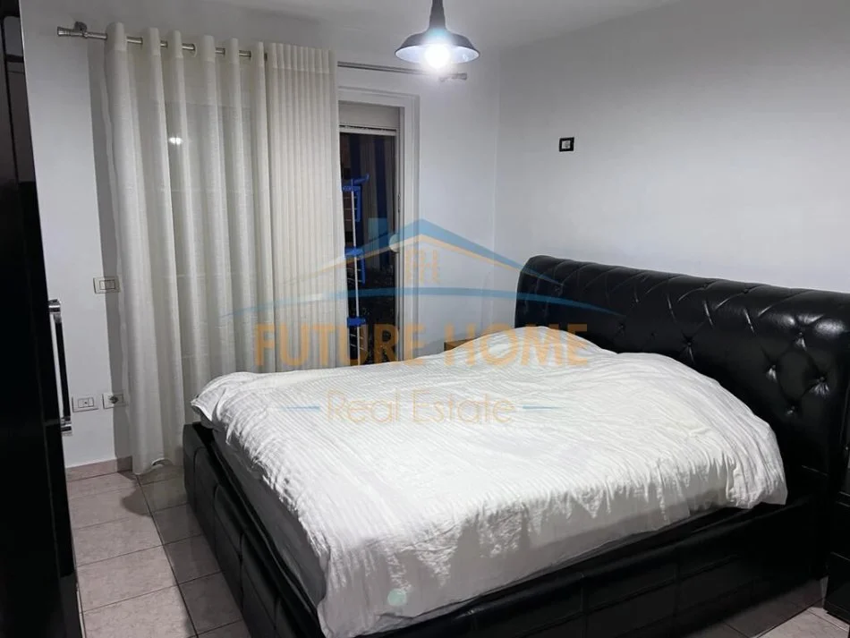 Tirane, shitet apartament 1+1 Kati 5, 52 m² 98.000 € (Rruga Hoxha Tasim)