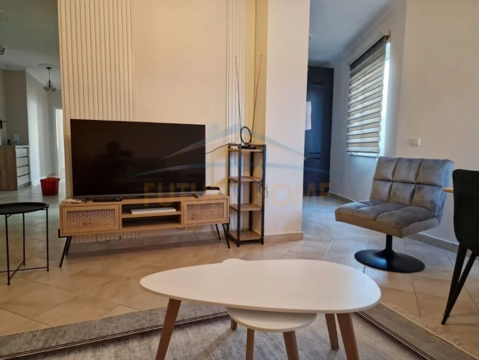 Durres, shitet apartament 3+1 Kati 8, 118 m² 140.000 € (Plazh Iliria, Durres)