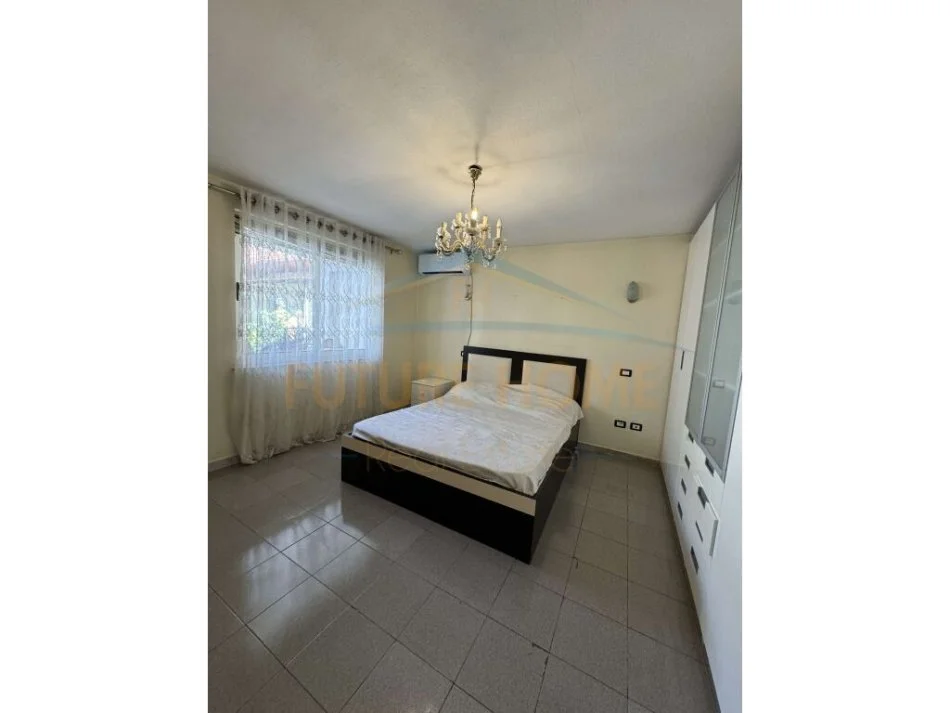 Tirane, jepet me qera apartament 2 Katshe Kati 2, 180 m² 600 € (Rr. "Arkitekt Kasemi", Brryli, Tirane)