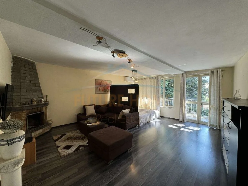 Tirane, jepet me qera apartament 2 Katshe Kati 2, 180 m² 600 € (Rr. "Arkitekt Kasemi", Brryli, Tirane)