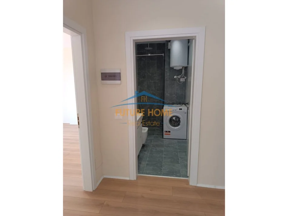 Tirane, shitet apartament 1+1+Ballkon Kati 9, 56 m² 125.000 € (Rruga e Kavajes)