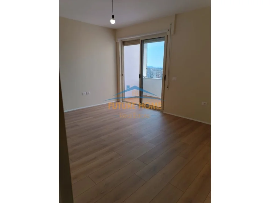 Tirane, shitet apartament 1+1+Ballkon Kati 9, 56 m² 125.000 € (Rruga e Kavajes)
