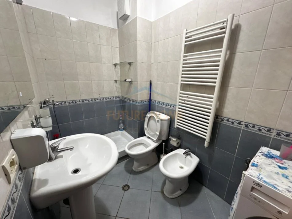 Tirane, shitet apartament 2+1 Kati 2, 86 m² 103.000 € (Shefet Kuka, Fresk)