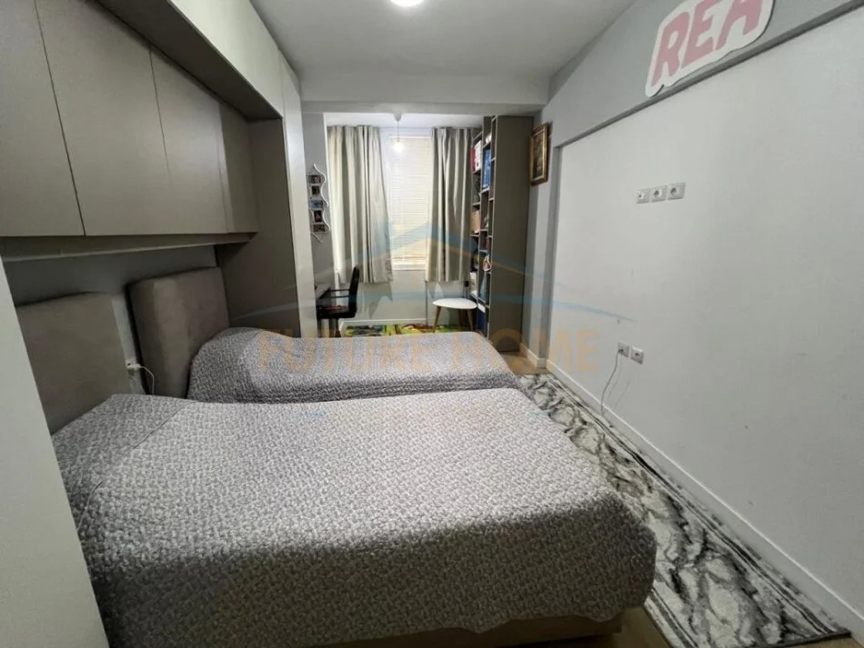 Tirane, shitet apartament 2+1 Kati 6, 102 m² 140.000 € (Yzberisht , Tirane)
