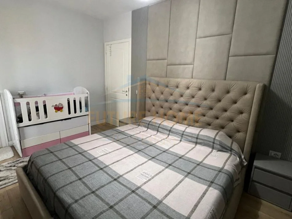 Tirane, shitet apartament 2+1 Kati 6, 102 m² 140.000 € (Yzberisht , Tirane)