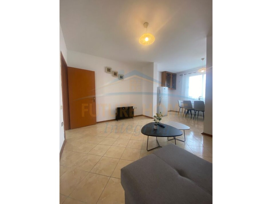 Tirane, jepet me qera apartament 2+1 Kati 5, 106 m² 600 € (Don Bosko)