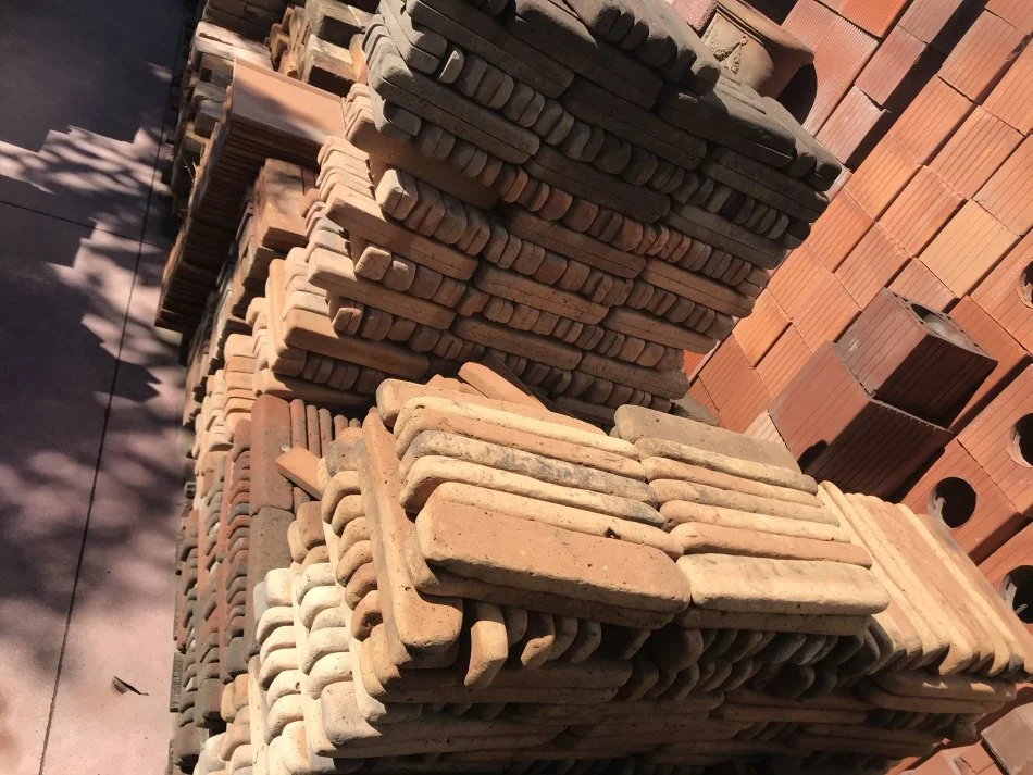 Shqiperi, shes 10 €