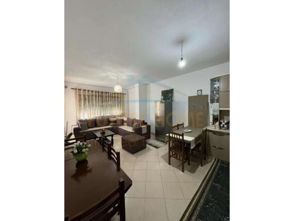 Tirane, shitet 2+1+Ballkon Kati 5, 97 m² 120.000 € (MIsto Mame)