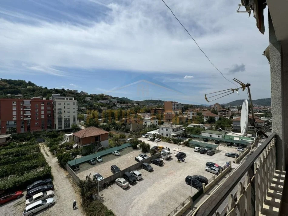 Tirane, shitet apartament 2+1 Kati 5, 97 m² 120.000 € (Yzberisht)