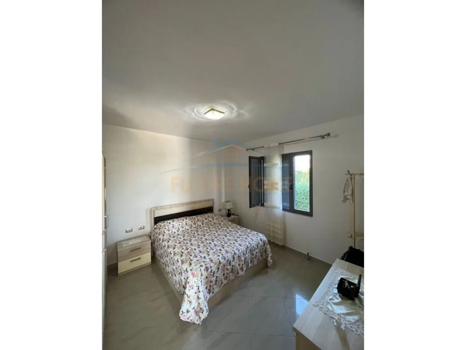 Pogradec, shitet Vile 3 Katshe , 384 m² 199.000 € (Bucimas)