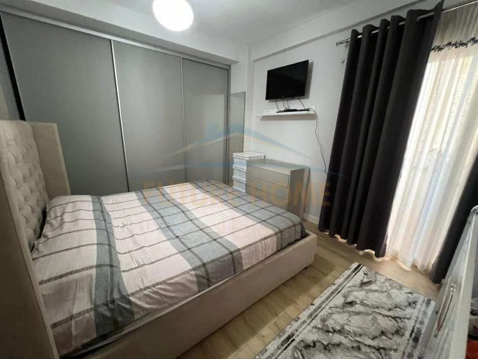 Tirane, shitet apartament 2+1 Kati 6, 102 m² 140.000 € (Yzberisht, perballe KMY)
