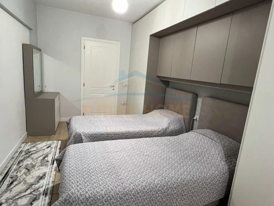 Tirane, shitet apartament 2+1 Kati 6, 102 m² 140.000 € (Yzberisht, perballe KMY)