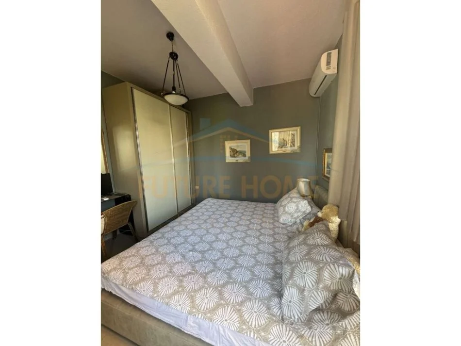 Tirane, jepet me qera apartament 1+1 Kati 2, 87 m² 570 € (BULEVARDI I RI)