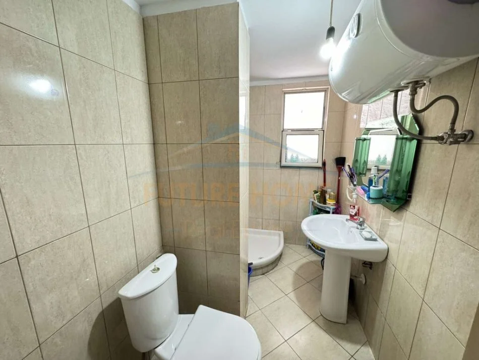 Tirane, shitet apartament 2+1+Aneks+Ballkon Kati 3, 98 m² 129.000 € (unaza e re)