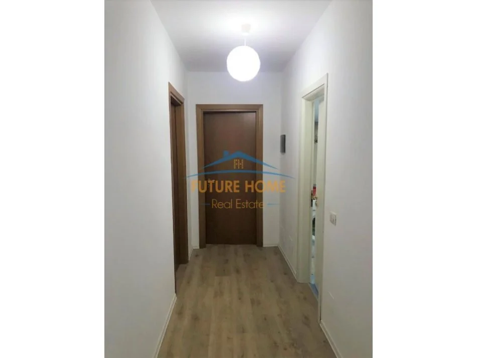 Tirane, jepet me qera apartament 2+1 Kati 2, 99 m² 500 € (21 Dhjetori)
