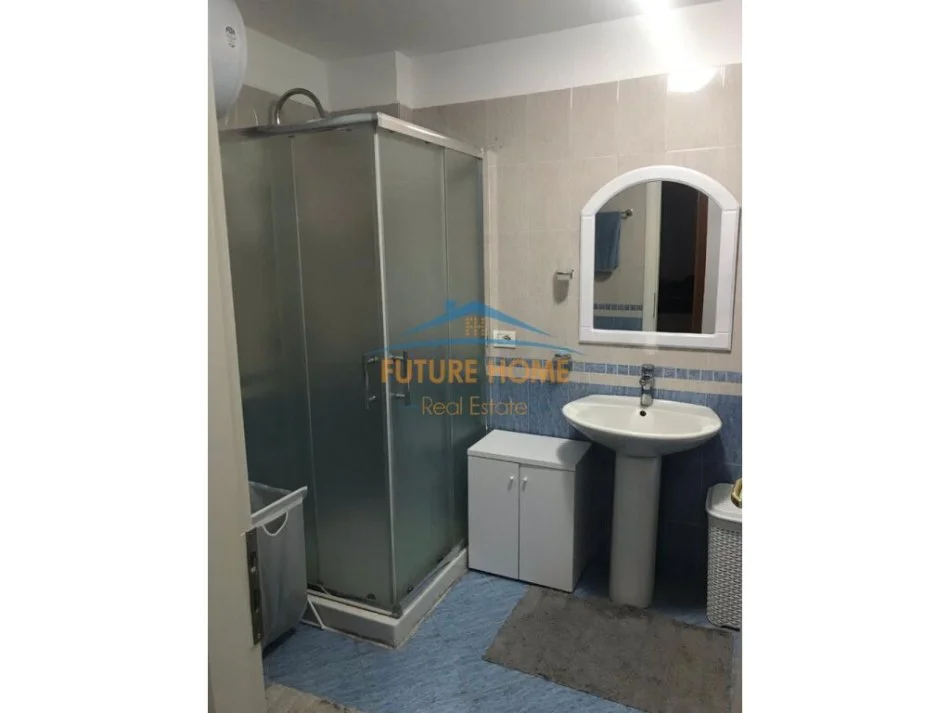Tirane, jepet me qera apartament 2+1 Kati 2, 99 m² 500 € (21 Dhjetori)