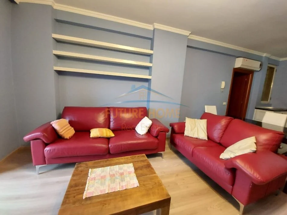 Tirane, shitet apartament 2+1+Aneks+Ballkon Kati 2, 165 m² (RRUGA E BOGDANEVE)