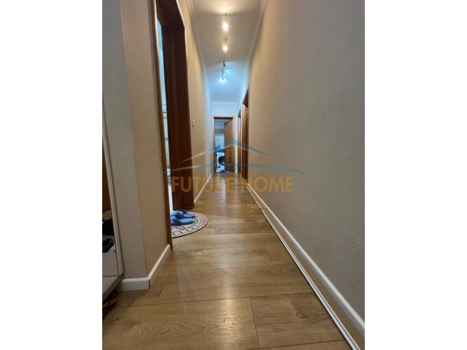 Tirane, shitet apartament 2+1+Aneks+Ballkon Kati 4, 110 m² 144.000 € (Yzberisht)