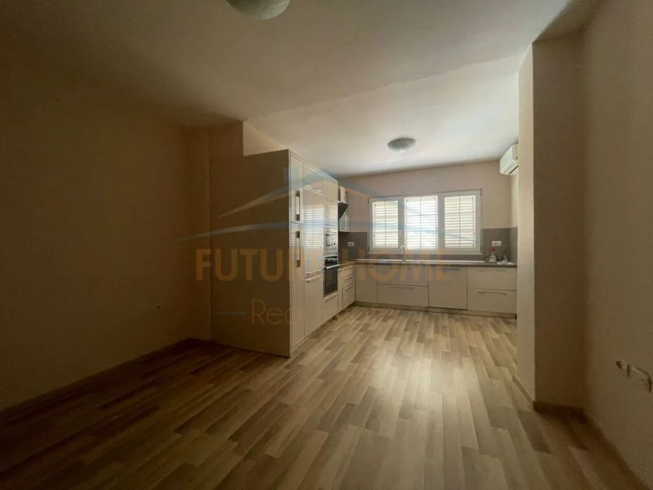 jepet me qera Vile 3 Katshe Kati 0, 669 m² 4.000 € (AKACIA HILLS)