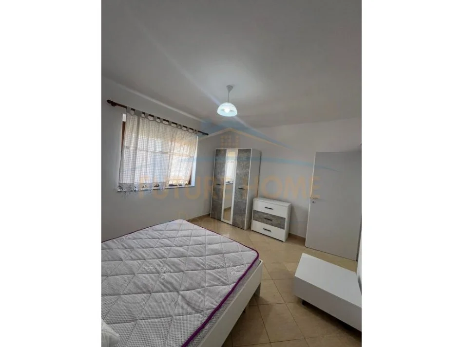 Tirane, jepet me qera apartament 1+1 Kati 5, 64 m² 500 € (21-Dhjetori)