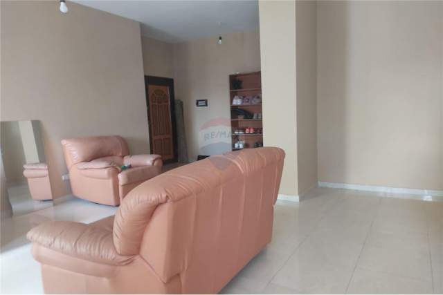 Shqiperi, jepet me qera apartament 2+1 Kati 6, 550 Euro