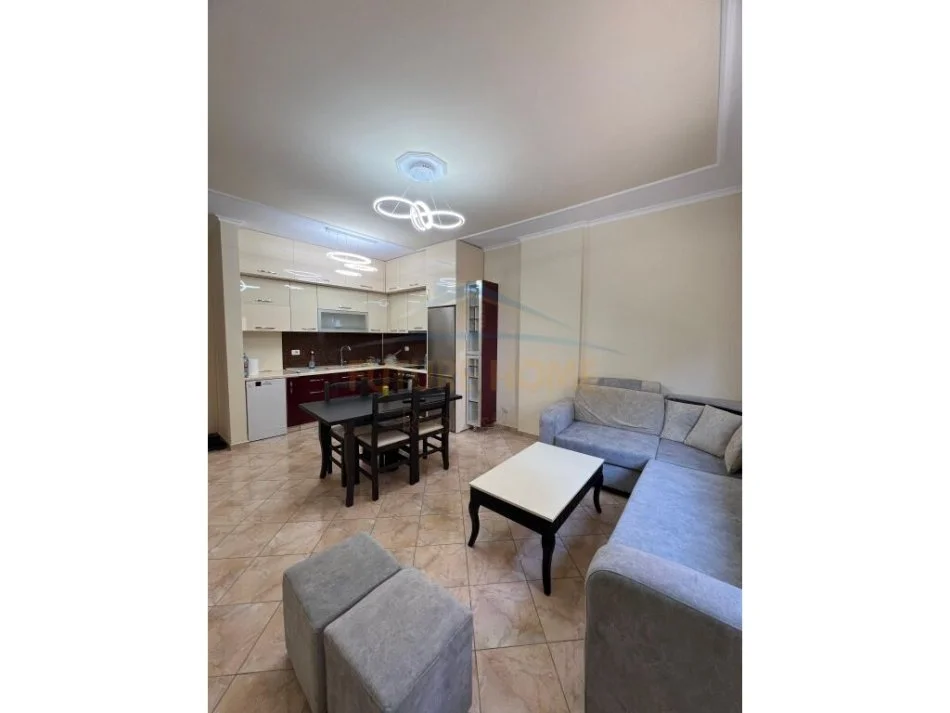 Fier, shitet apartament 2+1 Kati 2, 98 m² 95.000 € 