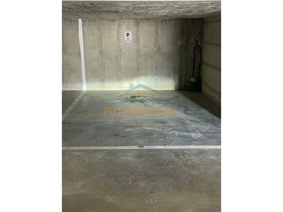 Tirane, jepet me qera apartament 2+1 Kati 4, 72 m² 750 € (Kopshti Botanik)