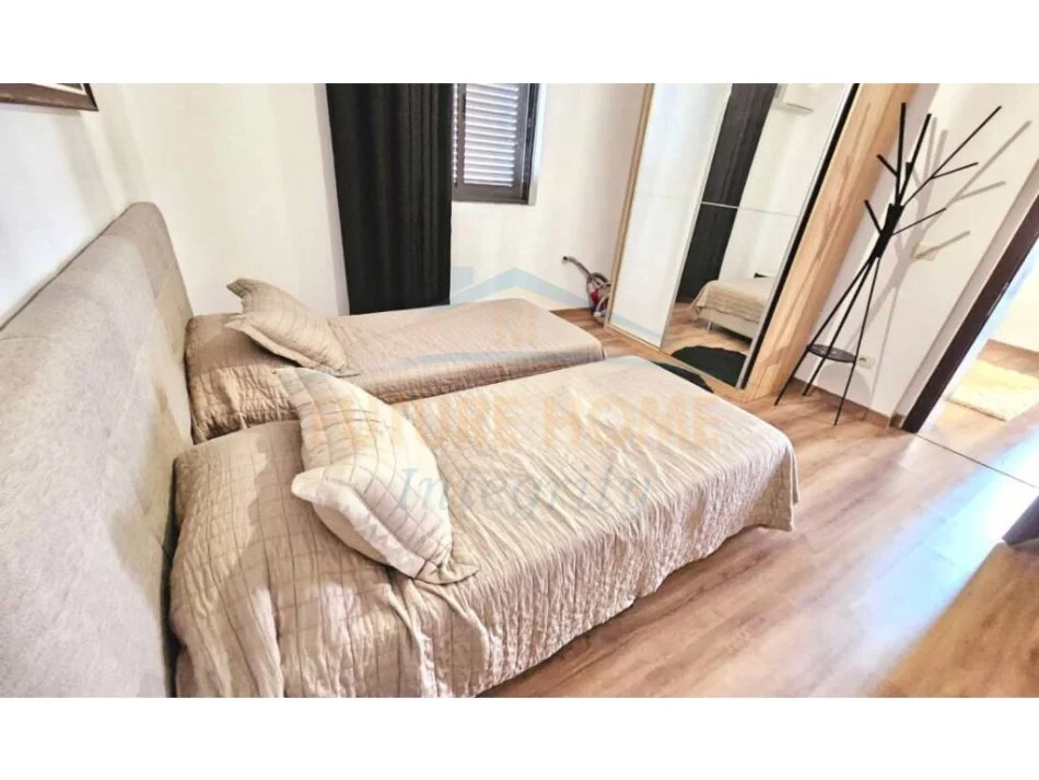 Tirane, jepet me qera shtepi 2+1 Kati 0, 100 m² 700 € (JERONIM DERADA)