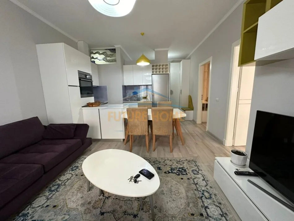 Tirane, jepet me qera apartament 2+1 Kati 4, 72 m² 750 € (Kopshti Botanik)