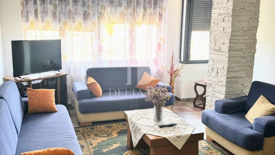 Tirane, jepet me qera apartament 2+1+Aneks+Ballkon Kati 8, 110 m² 550€ (Prane gjimnazit Partizani)