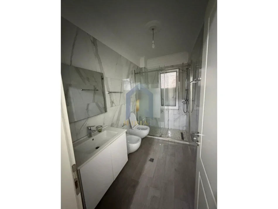 Apartament 2+1 per shitje, Kompleksi "Simacom",Astir