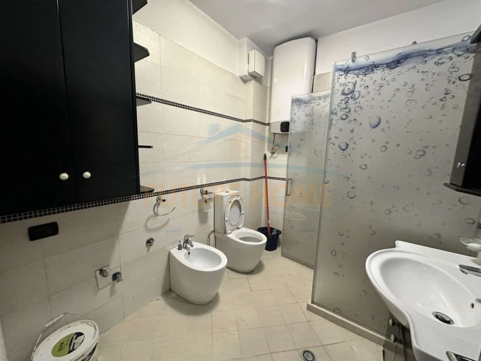 Tirane, jepet me qera apartament 2+1 Kati 3, 97 m² 500 € (UNAZA RE , ASTIR)